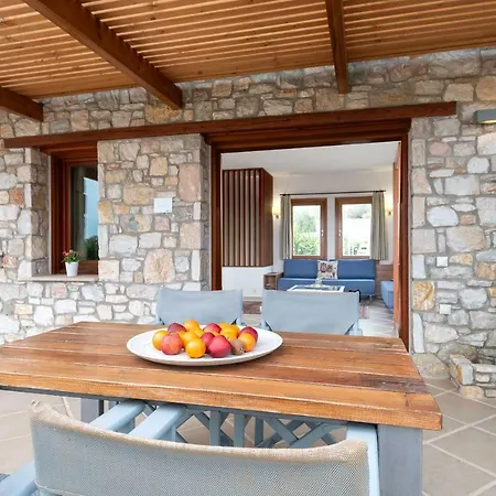 Villa Almira Luxury Apartments Ouranoupoli Exterior photo